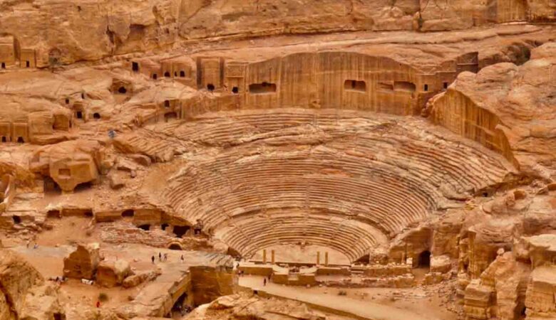 Il Teatro Romano di Petra Il Teatro Romano di Petra